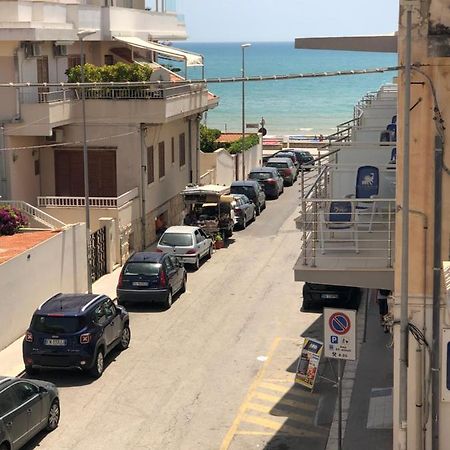 Appartamento Il Mare A Due Passi Marina di Ragusa Esterno foto