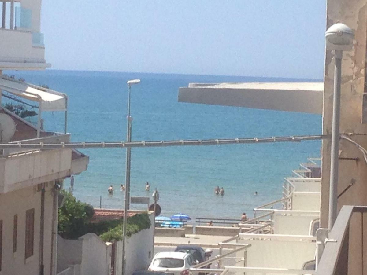 Appartamento Il Mare A Due Passi Marina di Ragusa Esterno foto